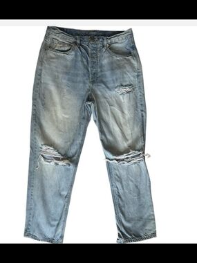 American Eagle Outfitters Light Blue Distressed Relaxed Jeans